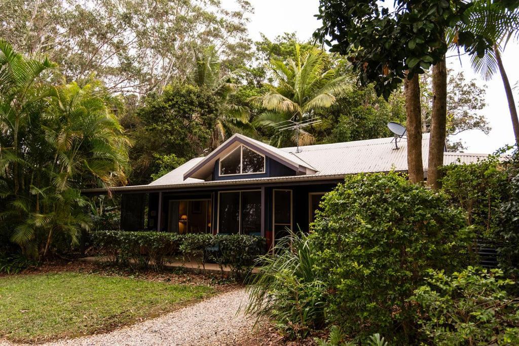 Lake Russell Lakeside Retreat Acomodação com café da manhã Emerald Beach Exterior foto